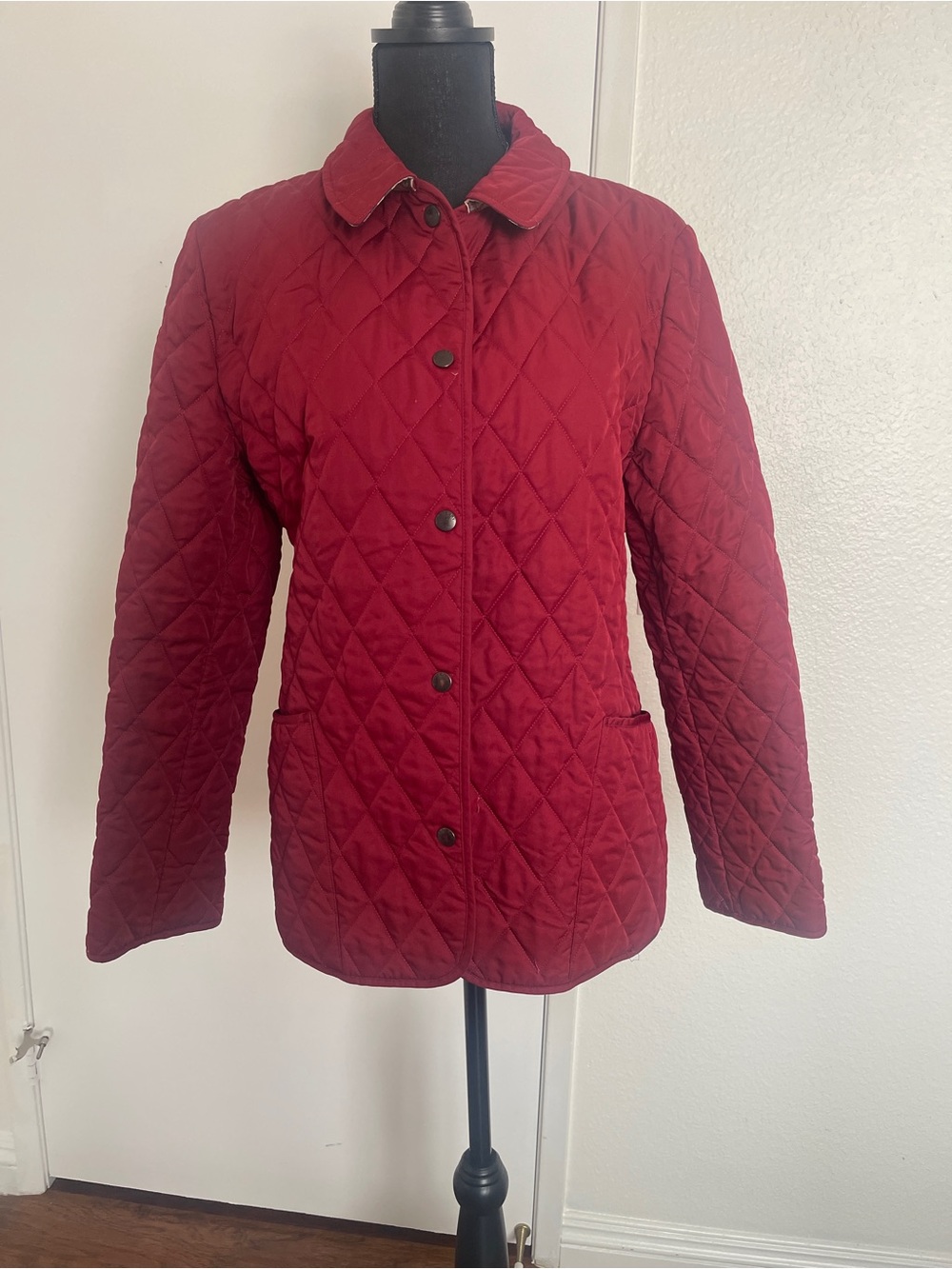 Burberry Quilted Red Puffer Jacket with Signature Plaid Trim - Picture 2 of 13